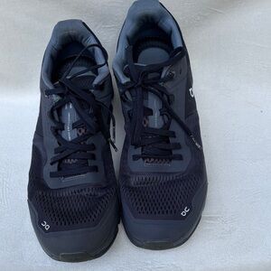 On Running Men's Black & Gray Running Shoes